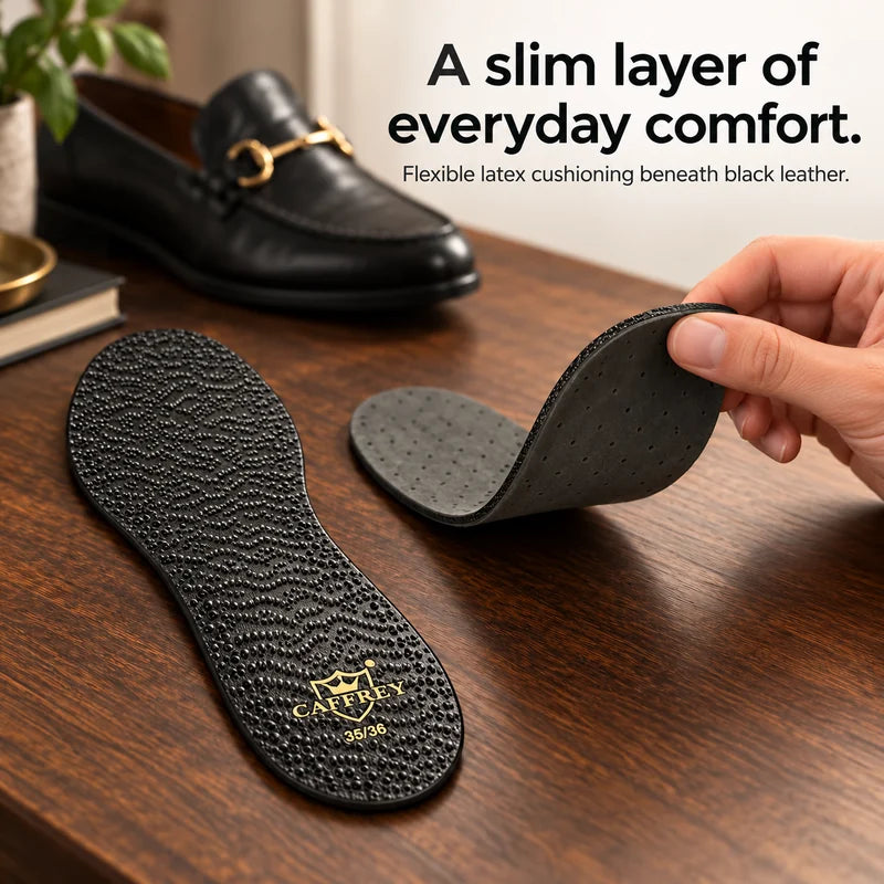 A slim layer of everyday comfort. Flexible latex cushioning beneath black leather.