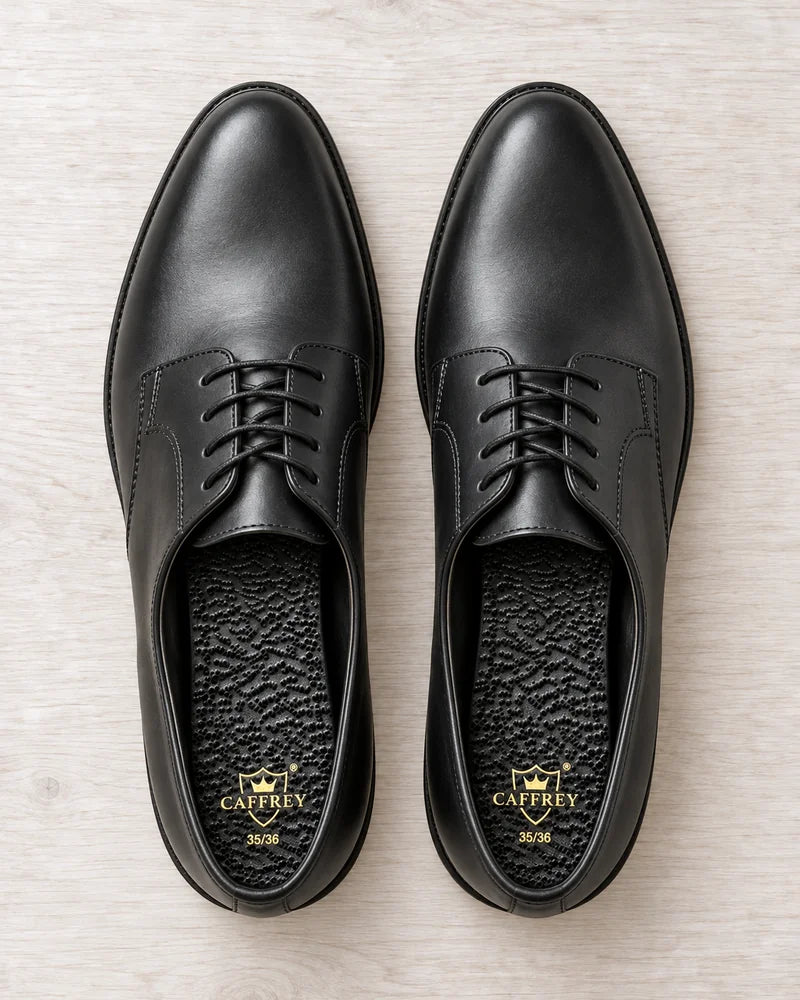 Black lace-up dress shoes with Eleganza Noire leather insoles inside